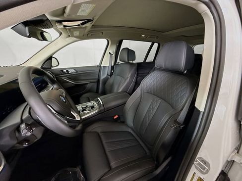 New 2026 BMW X7 xDrive40i AWD/4WD image 22