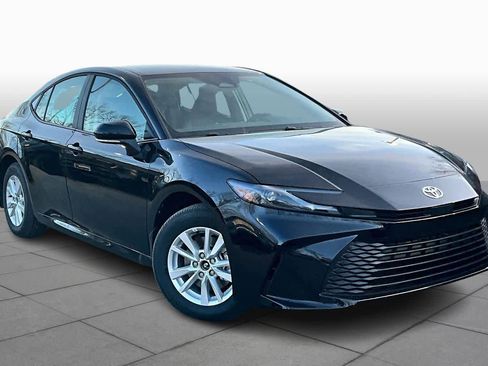 New 2026 Toyota Camry LE image 2