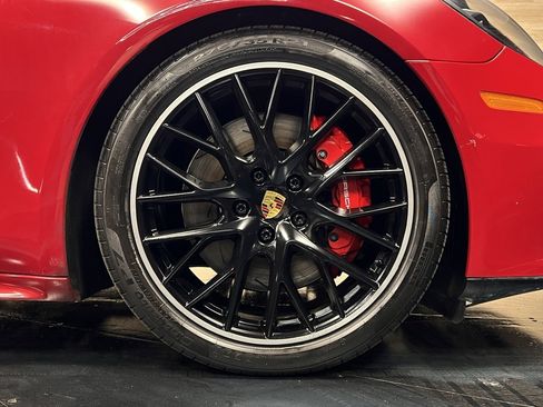 Used 2023 Porsche Panamera GTS image 8