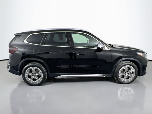 Certified 2023 BMW X1 xDrive28i w/ Premium Package image 7