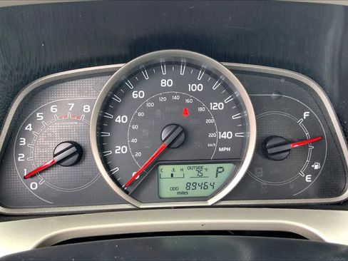Used 2013 Toyota RAV4 XLE image 25