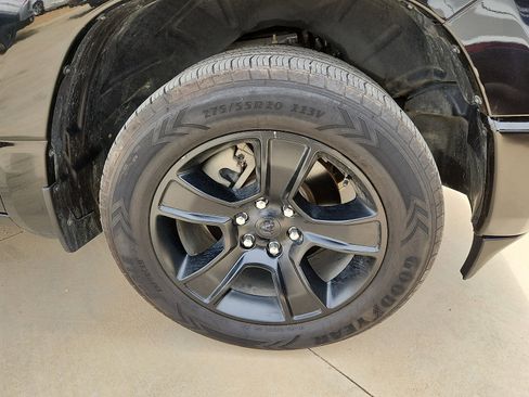 Used 2023 RAM 1500 Lone Star image 9