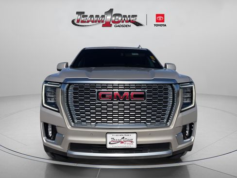 Used 2023 GMC Yukon XL Denali image 6
