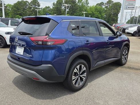 Used 2023 Nissan Rogue SV AWD/4WD image 12