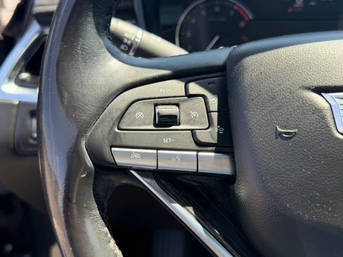 Used 2022 Cadillac XT6 Premium Luxury FWD image 19