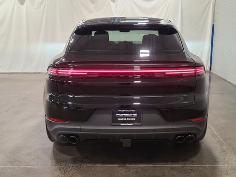 New 2026 Porsche Cayenne Coupe image 6