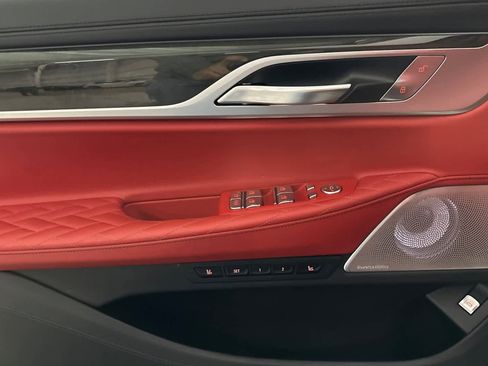 Used 2021 BMW ALPINA B7 xDrive w/ Luxury Rear Seating Package image 12