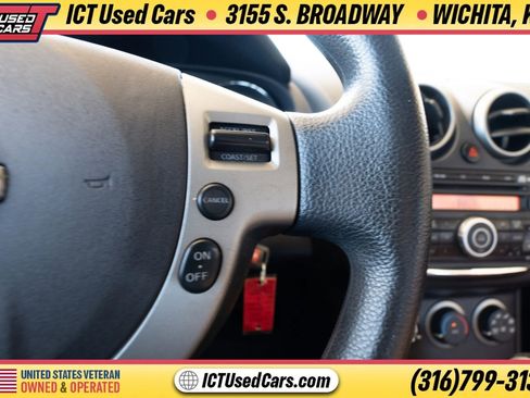 Used 2012 Nissan Rogue S FWD image 13