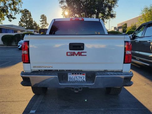 Used 2017 GMC Sierra 1500 SLE w/ SLE Value Package image 6