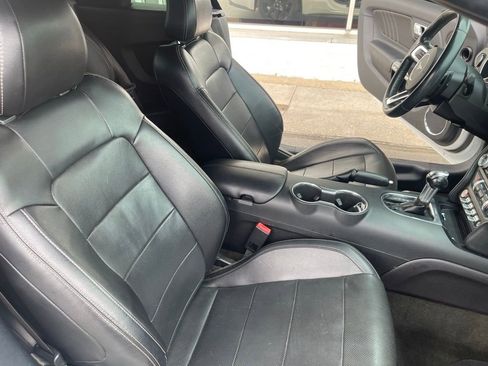 Used 2018 Ford Mustang Premium w/ Black Accent Package RWD image 15