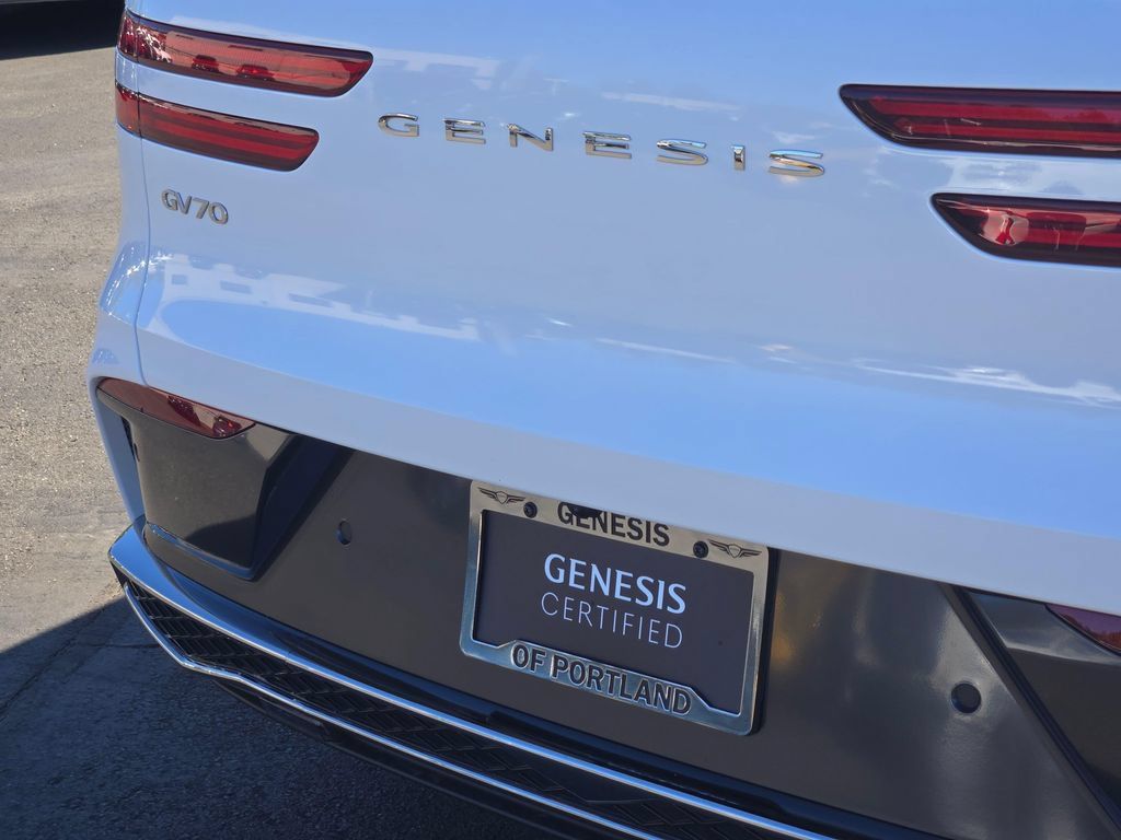 Used 2026 Genesis GV70 2.5T AWD/4WD image 13