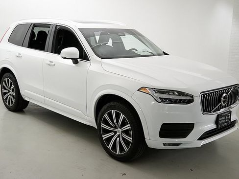 Certified 2023 Volvo XC90 B6 Core w/ Protection Package Premier AWD/4WD image 4