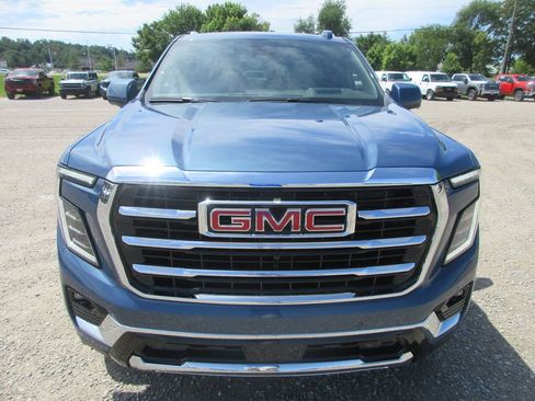New 2026 GMC Yukon XL Elevation w/ Elevation Premium Package AWD/4WD image 10