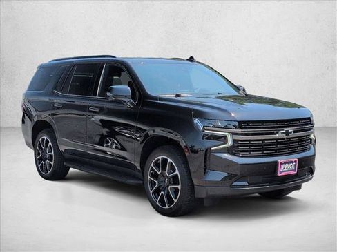 Used 2022 Chevrolet Tahoe RST w/ Luxury Package AWD/4WD image 3
