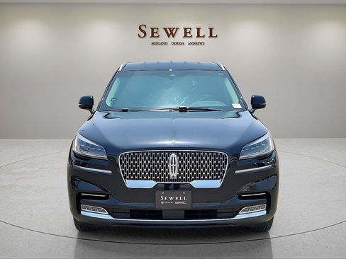 Used 2020 Lincoln Aviator Reserve w/ Elements Package Plus AWD/4WD image 8