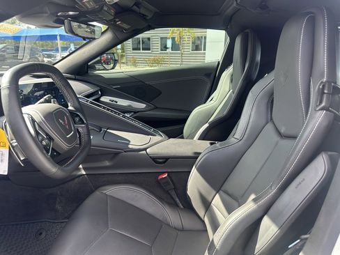 Used 2025 Chevrolet Corvette Stingray Coupe w/ 1LT image 11