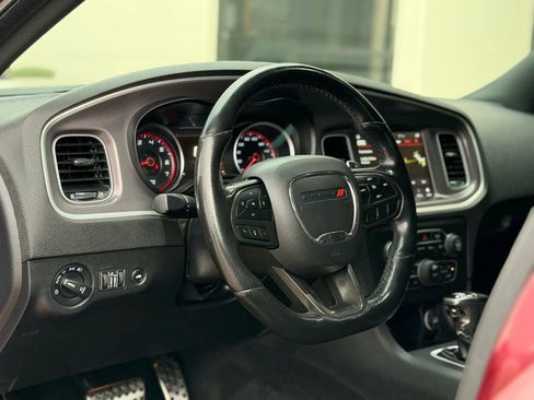 Used 2021 Dodge Charger Scat Pack w/ Dynamics Package image 9