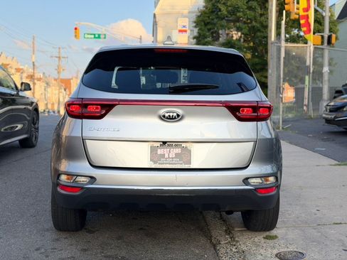 Used 2020 Kia Sportage LX AWD/4WD image 4