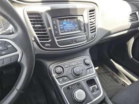 Used 2015 Chrysler 200 Limited w/ Convenience Group FWD image 29