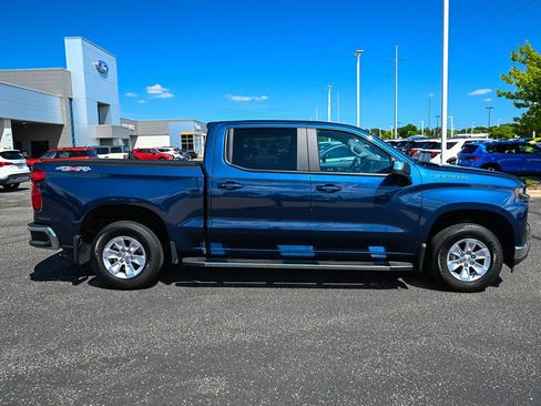 Used 2019 Chevrolet Silverado 1500 LT w/ All-Star Edition AWD/4WD image 3