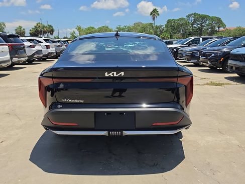 New 2026 Kia K4 FWD image 7