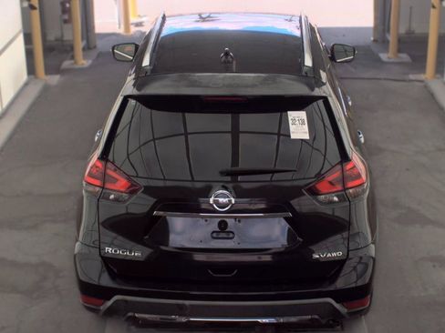 Used 2018 Nissan Rogue SV AWD/4WD image 5