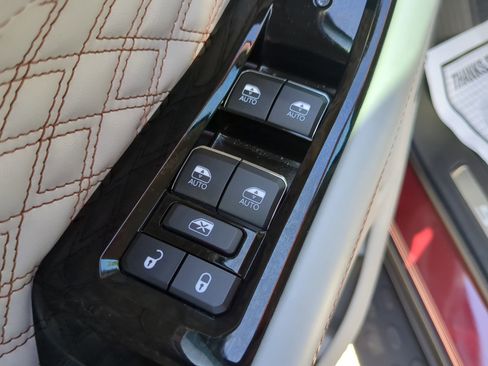 Used 2022 Jeep Grand Cherokee L Summit w/ Advanced Protech Group IV image 48