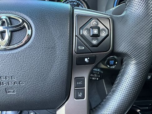 Used 2023 Toyota Tacoma Limited image 31