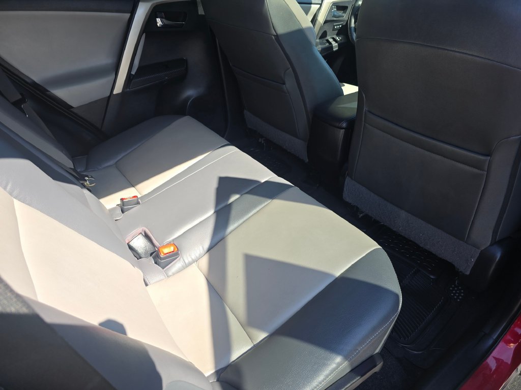 Used 2014 Toyota RAV4 Limited AWD/4WD image 13