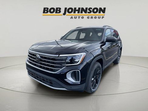 New 2026 Volkswagen Atlas SE AWD/4WD image 3