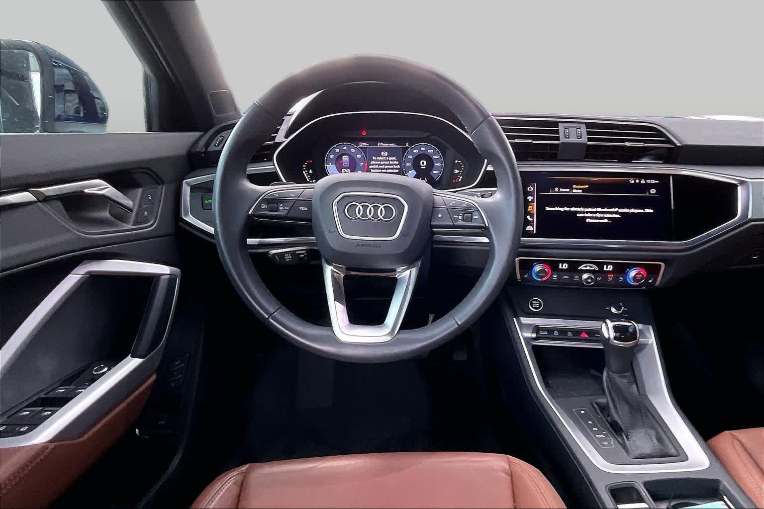 Used 2024 Audi Q3 2.0T Premium AWD/4WD image 6