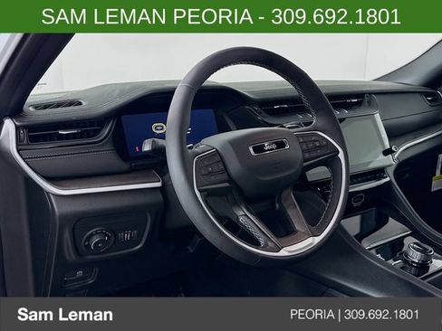 New 2026 Jeep Grand Cherokee L Limited image 9