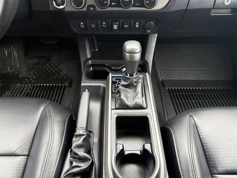 Used 2023 Toyota Tacoma Limited image 19