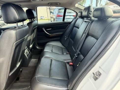 Used 2011 BMW 328i Sedan RWD image 10