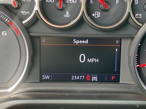 Used 2021 Chevrolet Silverado 1500 LT Trail Boss w/ Bed Protection Package AWD/4WD image 30