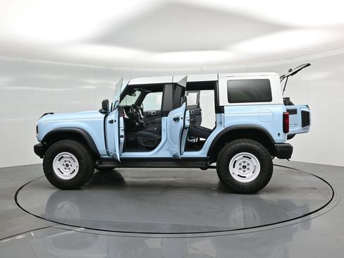 New 2025 Ford Bronco Heritage Edition image 35