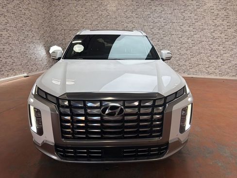 Used 2023 Hyundai Palisade Calligraphy AWD/4WD image 2