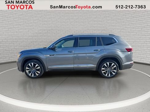 Used 2022 Volkswagen Atlas SEL Premium image 8