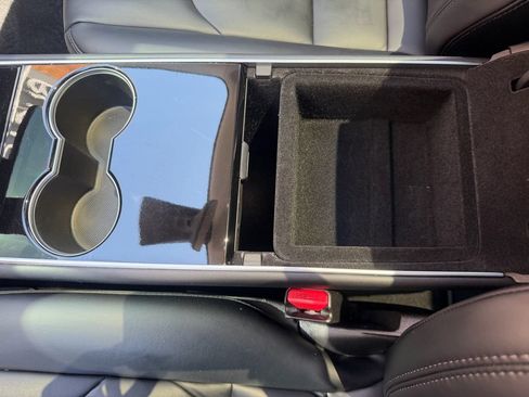 Used 2018 Tesla Model 3 Long Range RWD image 26