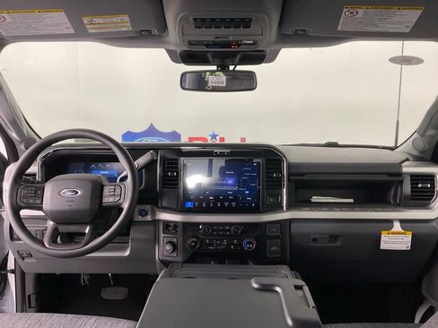 New 2026 Ford F350 XLT w/ XLT Premium Package AWD/4WD image 18