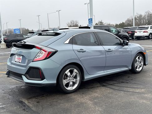Used 2019 Honda Civic EX image 9