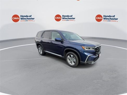 Certified 2025 Honda Pilot EX-L image 2