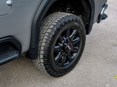 Used 2024 GMC Sierra 2500 AT4 w/ AT4 Premium Plus Package image 63