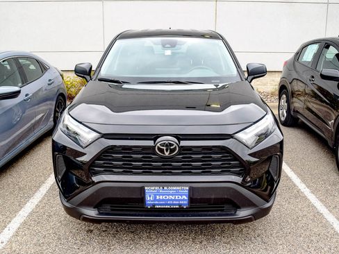 Used 2023 Toyota RAV4 LE AWD/4WD image 14