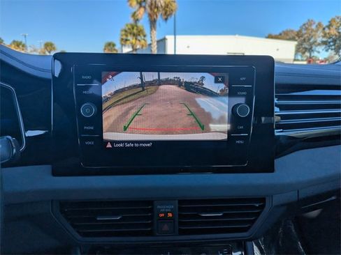 New 2026 Volkswagen Jetta SE image 21