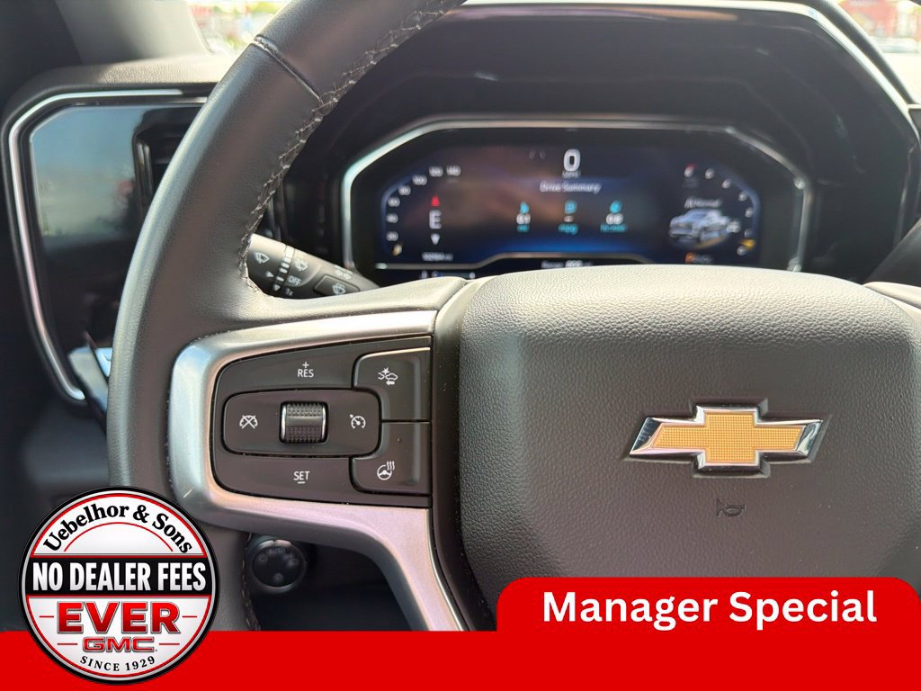 Used 2024 Chevrolet Silverado 1500 LT w/ Leather Package AWD/4WD image 30