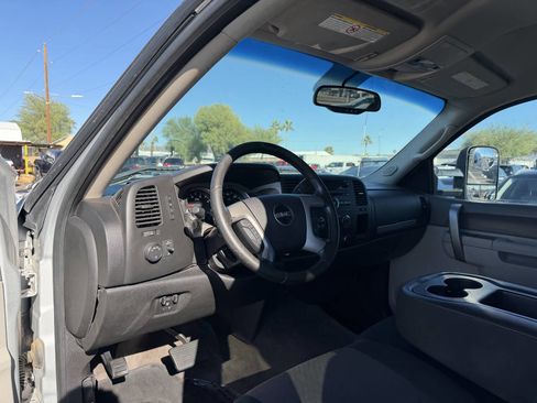 Used 2014 GMC Sierra 3500 SLE w/ HD SLE Premium Package image 19