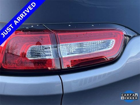 Certified 2018 Jeep Cherokee Latitude image 6