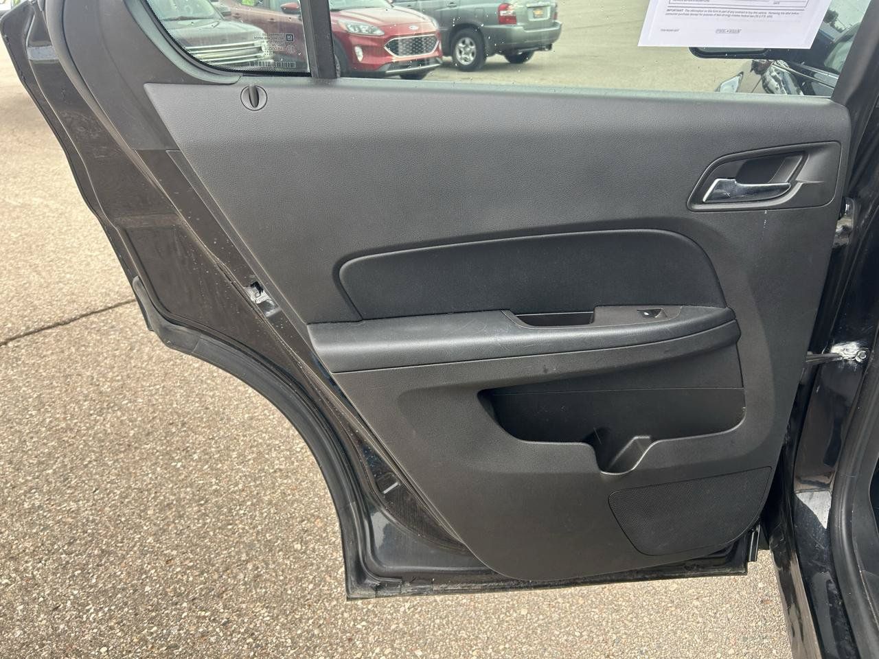 Used 2015 Chevrolet Equinox LS AWD/4WD image 12