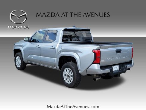 Used 2024 Toyota Tacoma SR5 image 5